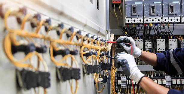 Professional Electrician technician working in Bermuda Run, NC